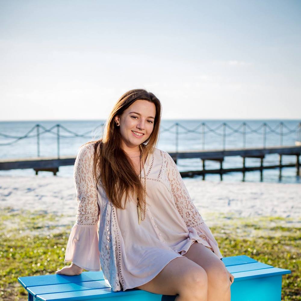 Meet your Posher, Caitlin